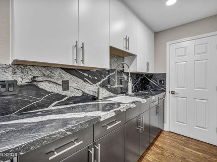 2296 Oak Ridge Drive, Carson City, NV 89703 Photo