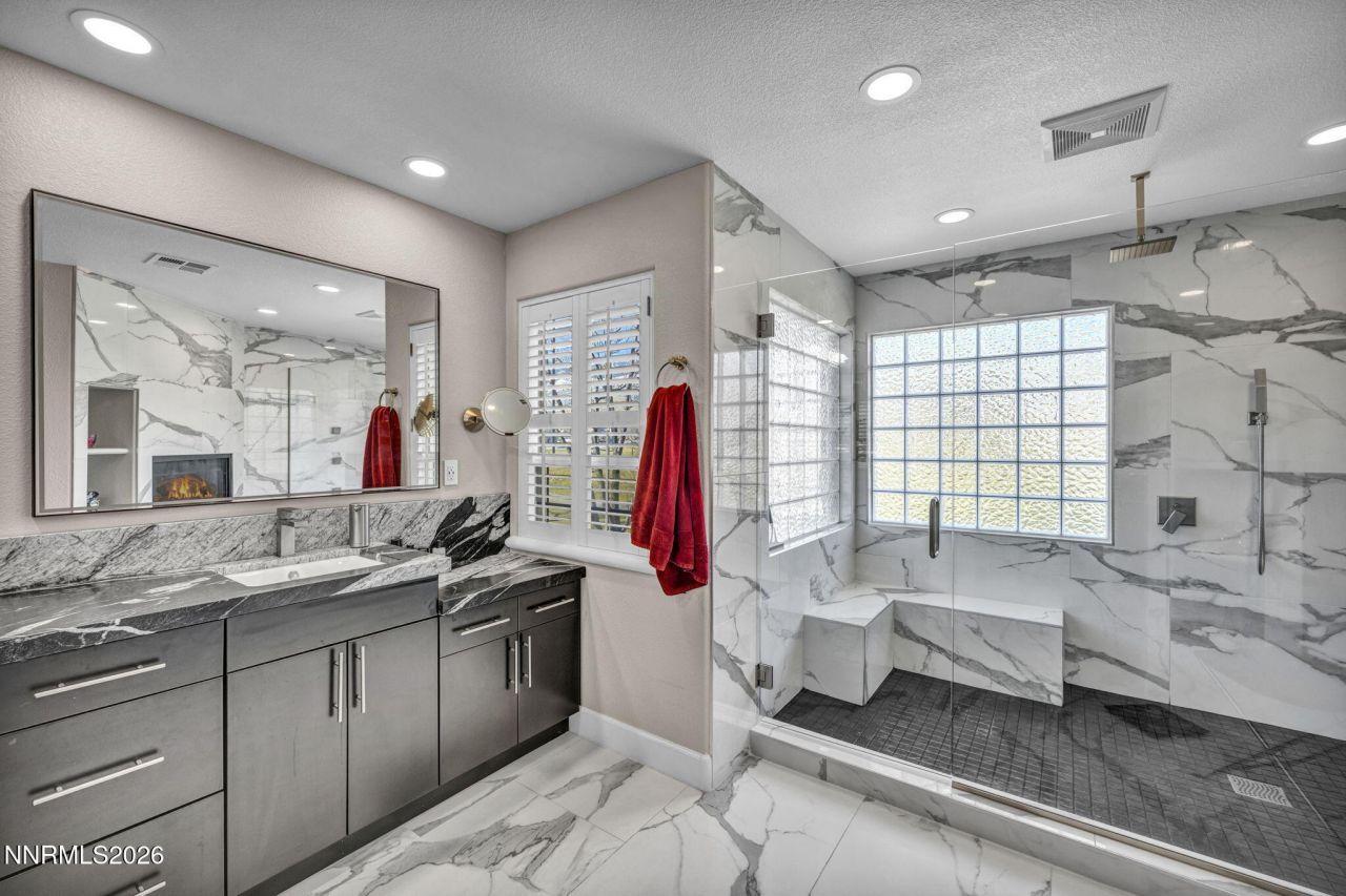 2296 Oak Ridge Drive, Carson City, NV 89703 Photo