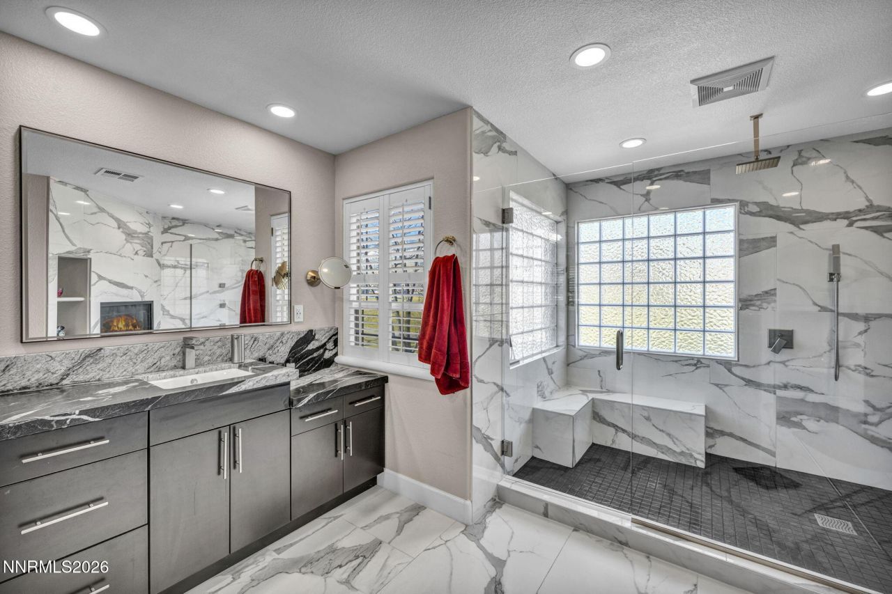 2296 Oak Ridge Drive, Carson City, NV 89703 Photo