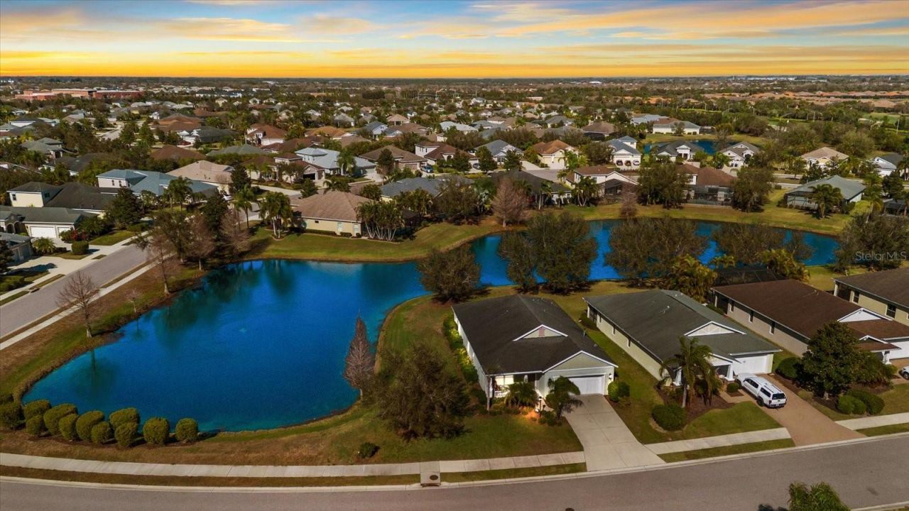 4915 Mission Park Lane, Bradenton, FL 34211 Photo