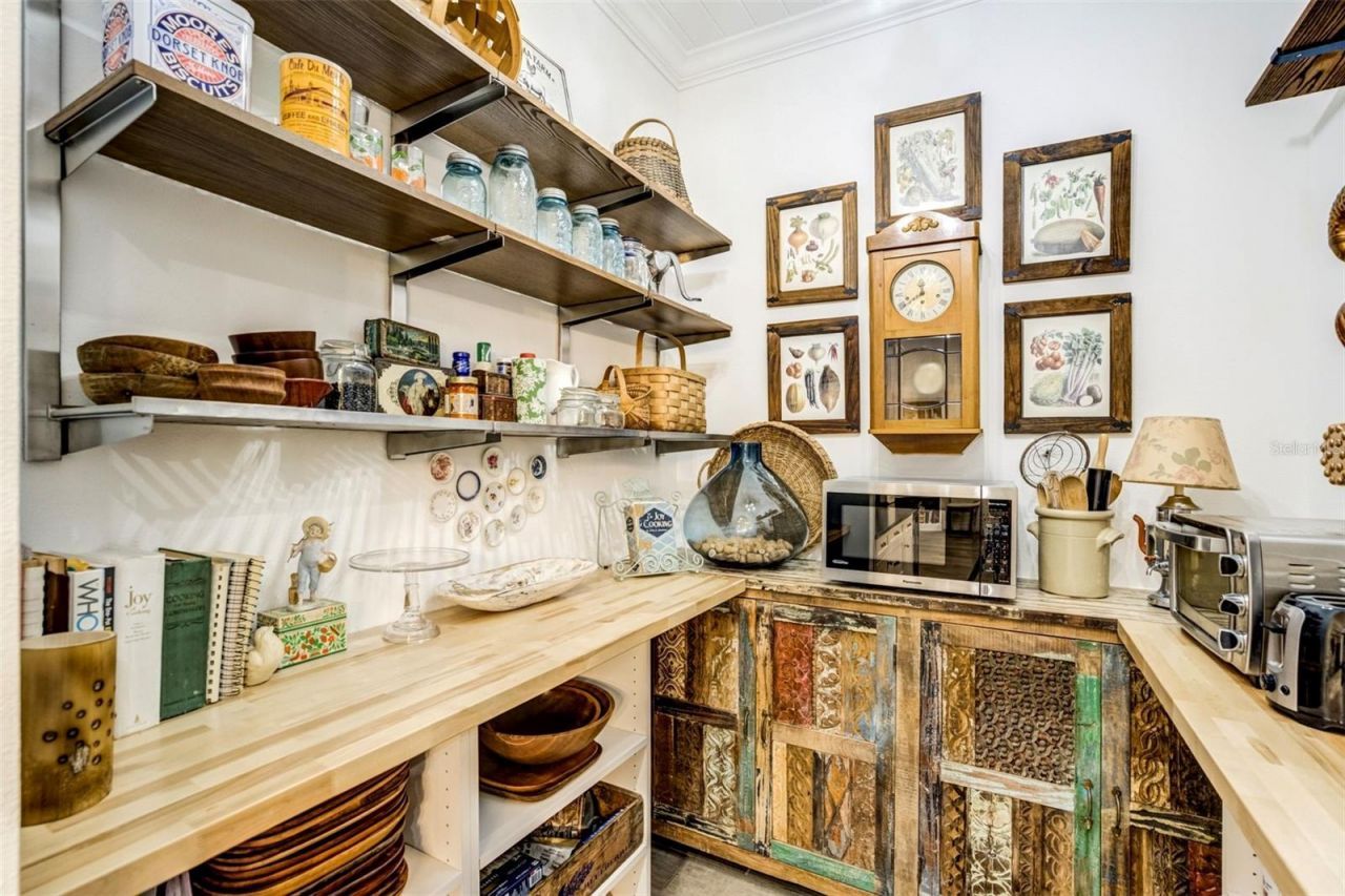 1792 Overbrook Avenue, Clearwater, FL 33755 Photo