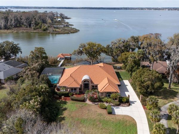 1359 ELYSIUM BOULEVARD, MOUNT DORA, FL 32757