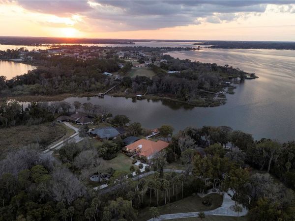 1359 ELYSIUM BOULEVARD, MOUNT DORA, FL 32757