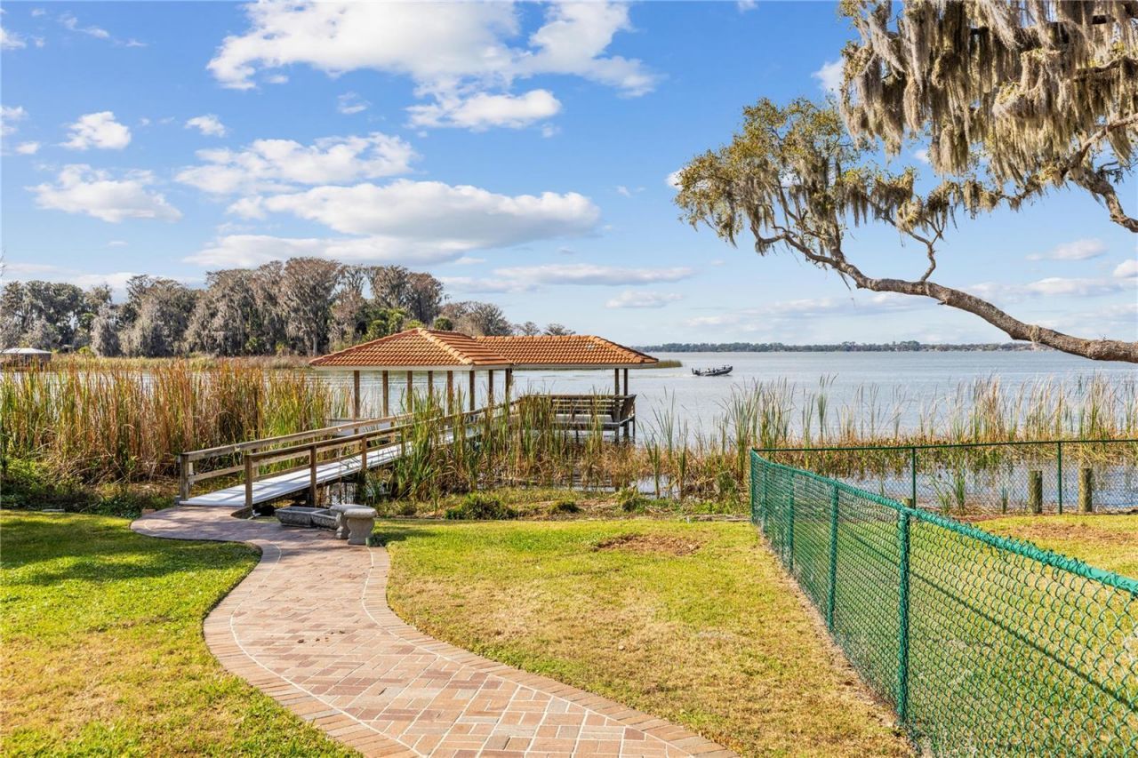 1359 Elysium Boulevard, Mount Dora, FL 32757 Photo