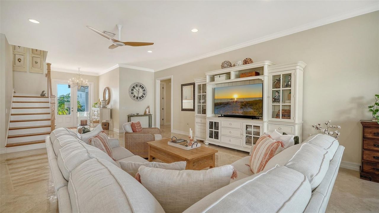 605 N Point Drive, Holmes Beach, FL 34217 Photo