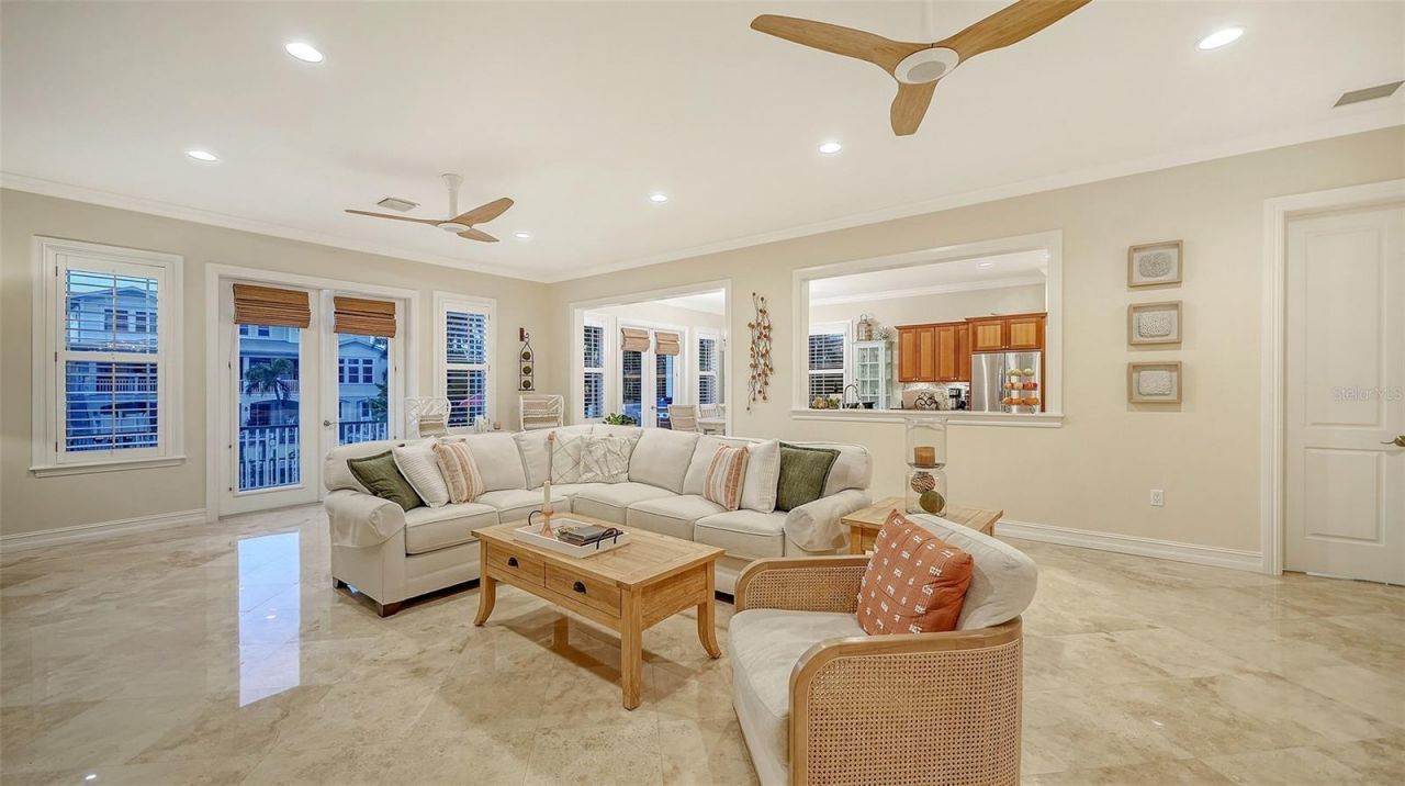 605 N Point Drive, Holmes Beach, FL 34217 Photo