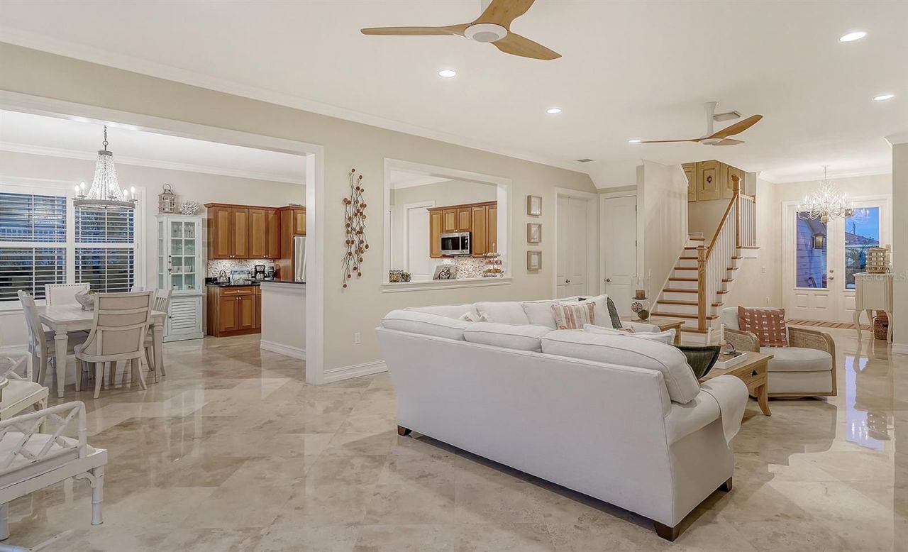 605 N Point Drive, Holmes Beach, FL 34217 Photo