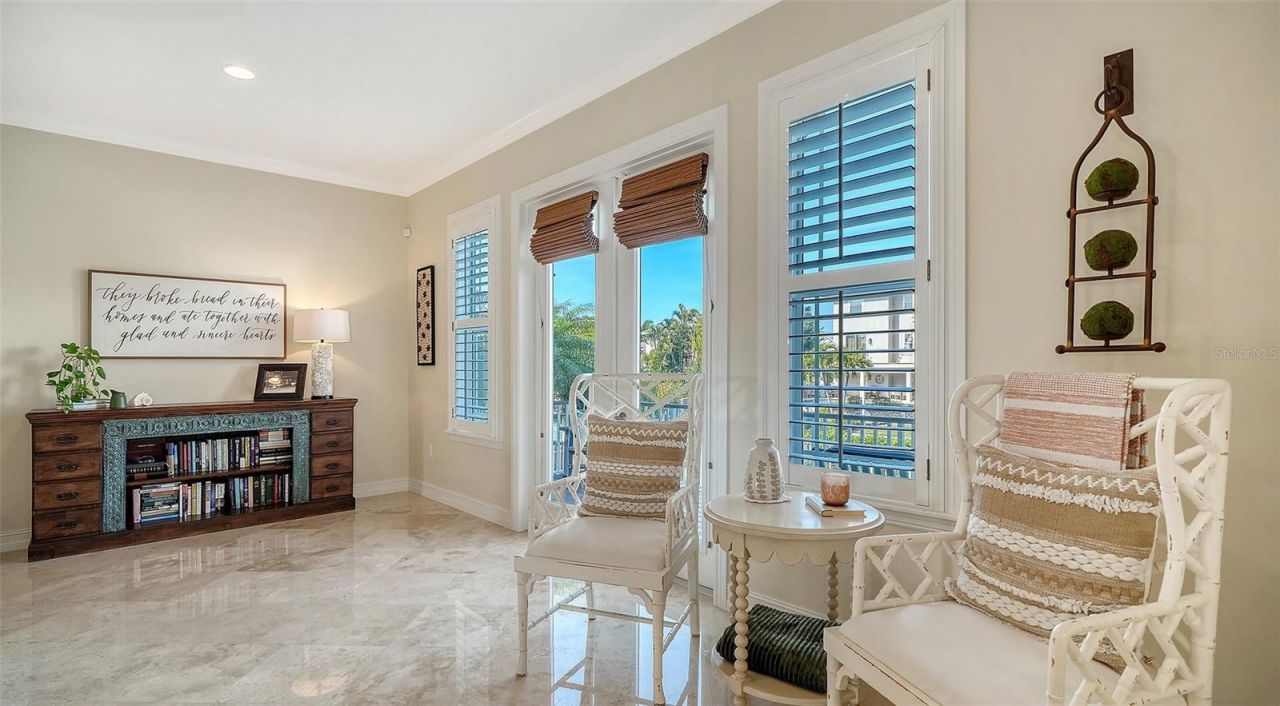 605 N Point Drive, Holmes Beach, FL 34217 Photo