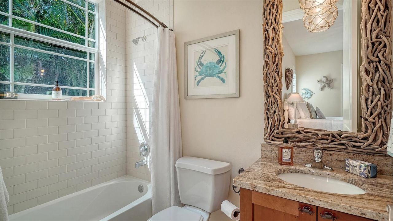 605 N Point Drive, Holmes Beach, FL 34217 Photo