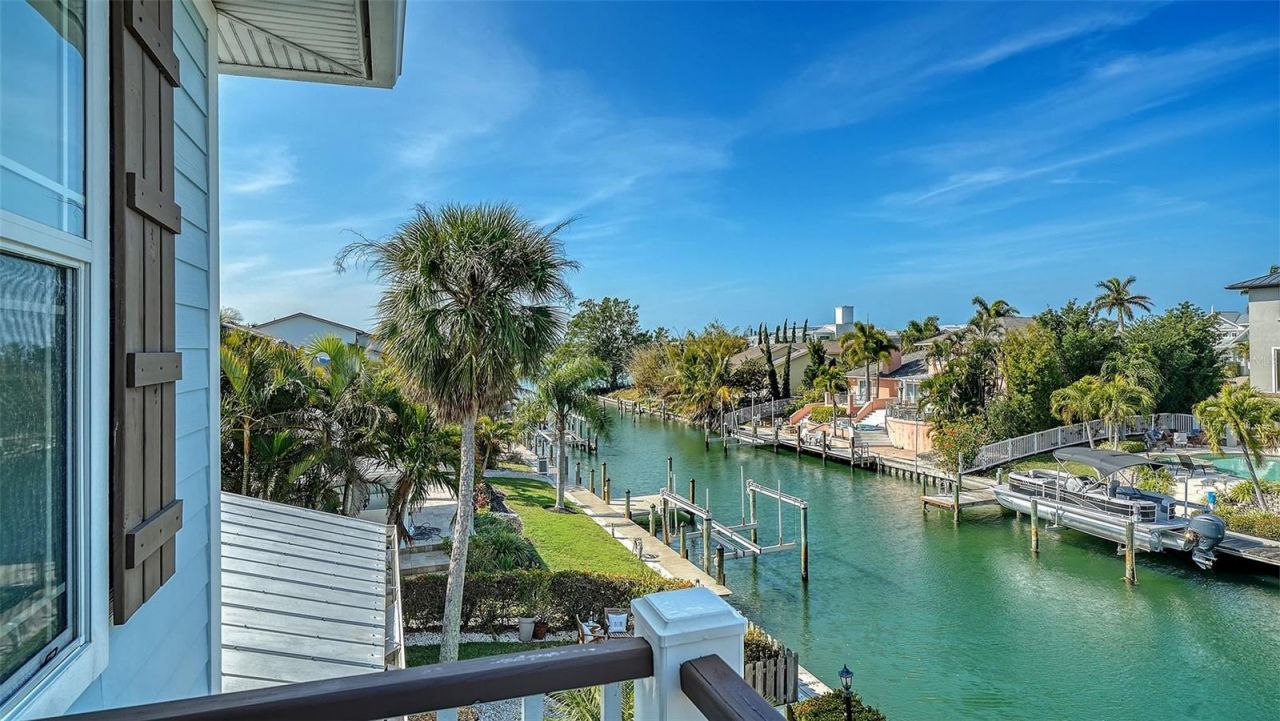 605 N Point Drive, Holmes Beach, FL 34217 Photo