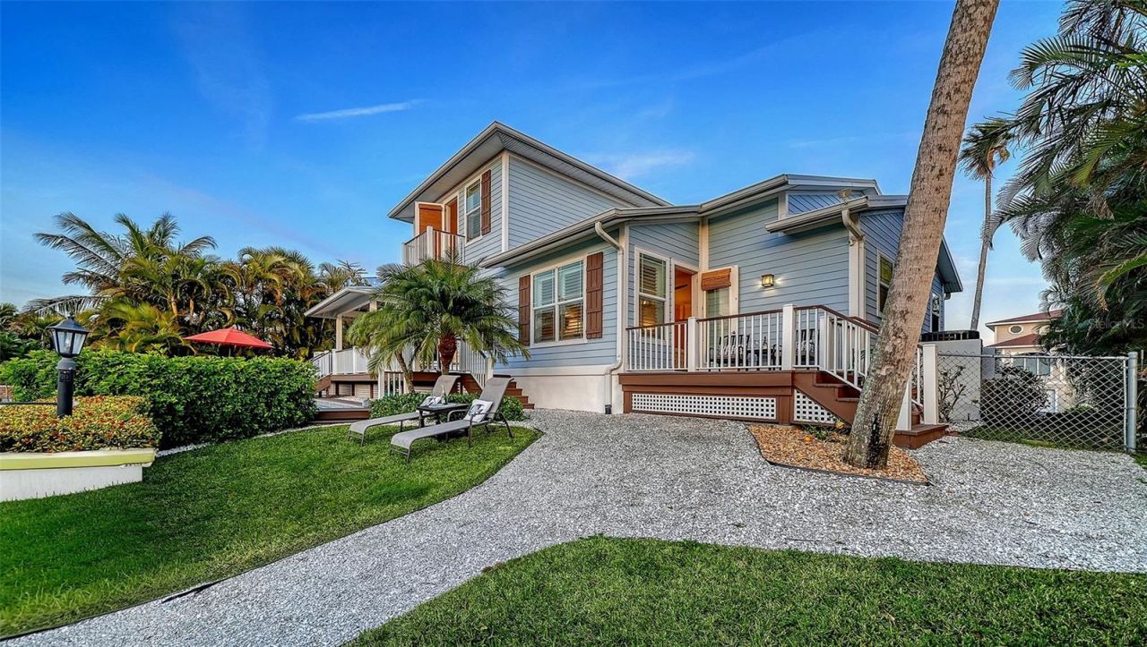 605 N Point Drive, Holmes Beach, FL 34217 Photo