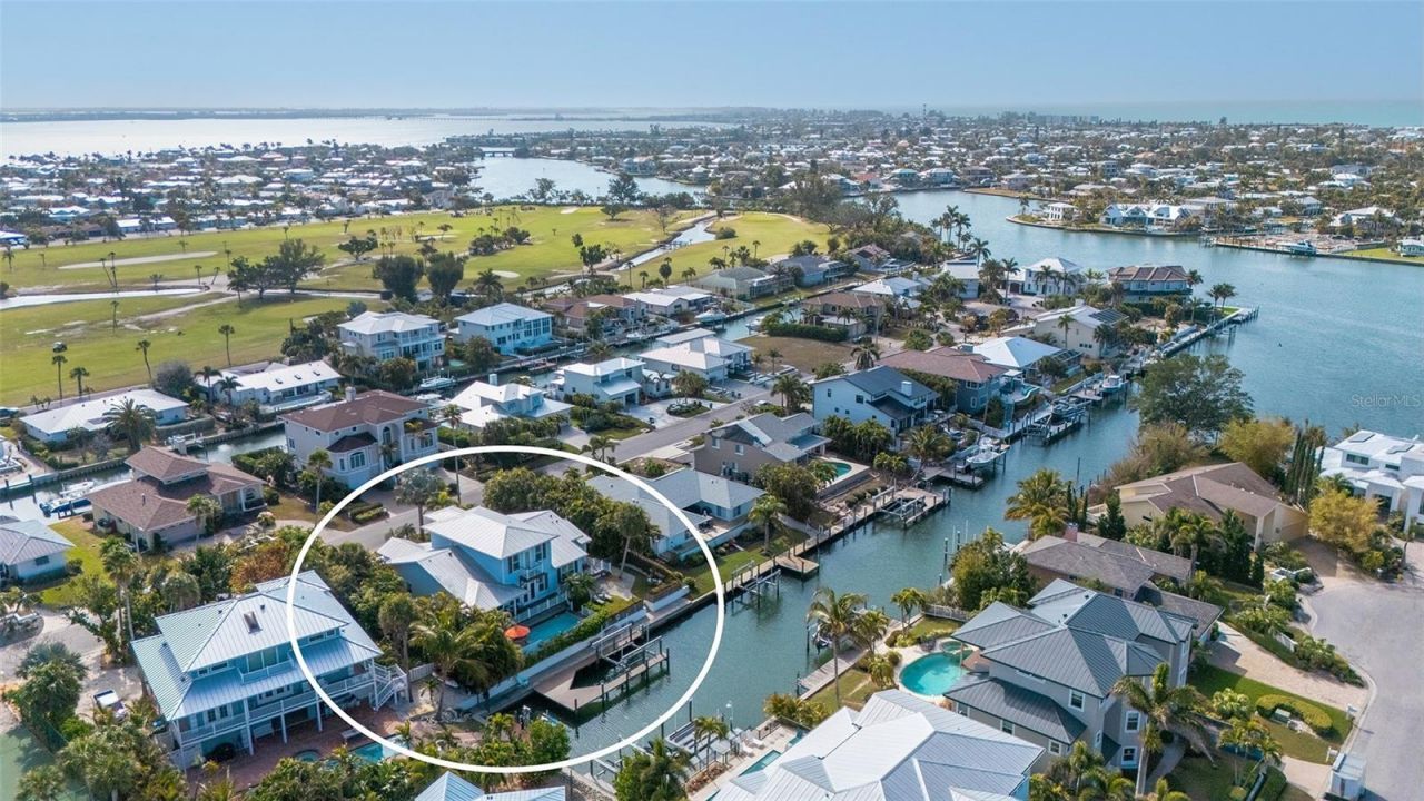 605 N Point Drive, Holmes Beach, FL 34217 Photo