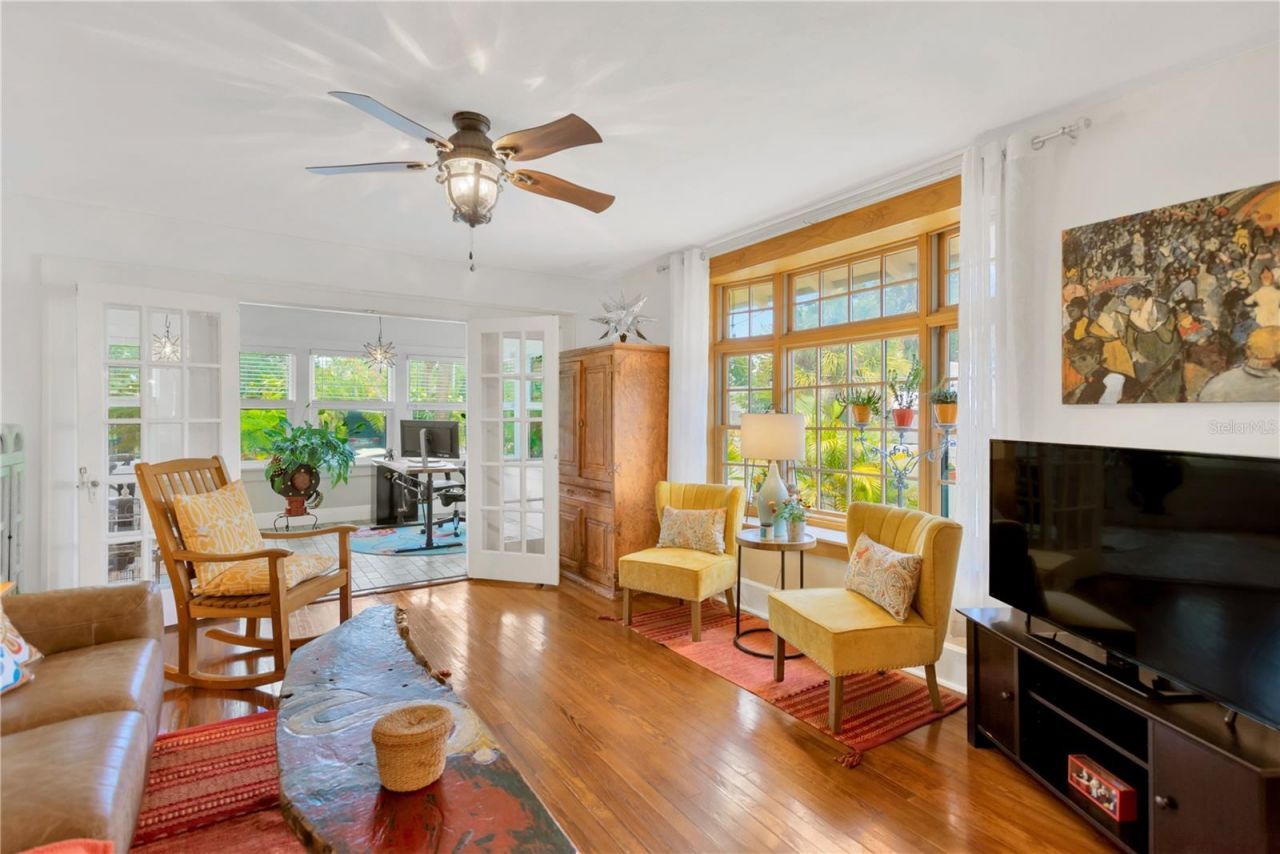 918 24th Avenue N, Saint Petersburg, FL 33704 Photo