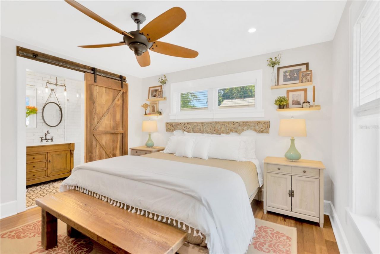 918 24th Avenue N, Saint Petersburg, FL 33704 Photo