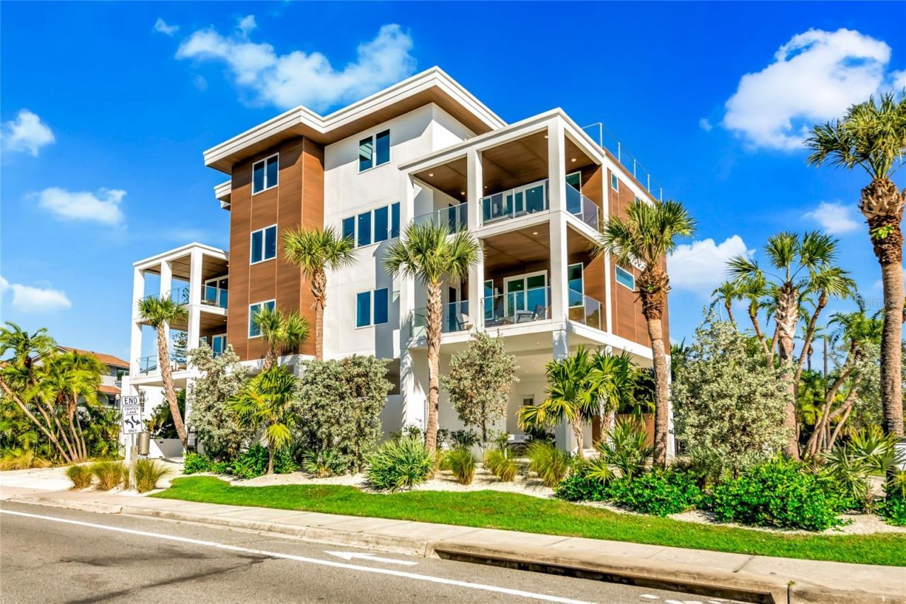 329 Beach Road, Unit B, Sarasota, FL 34242 Photo