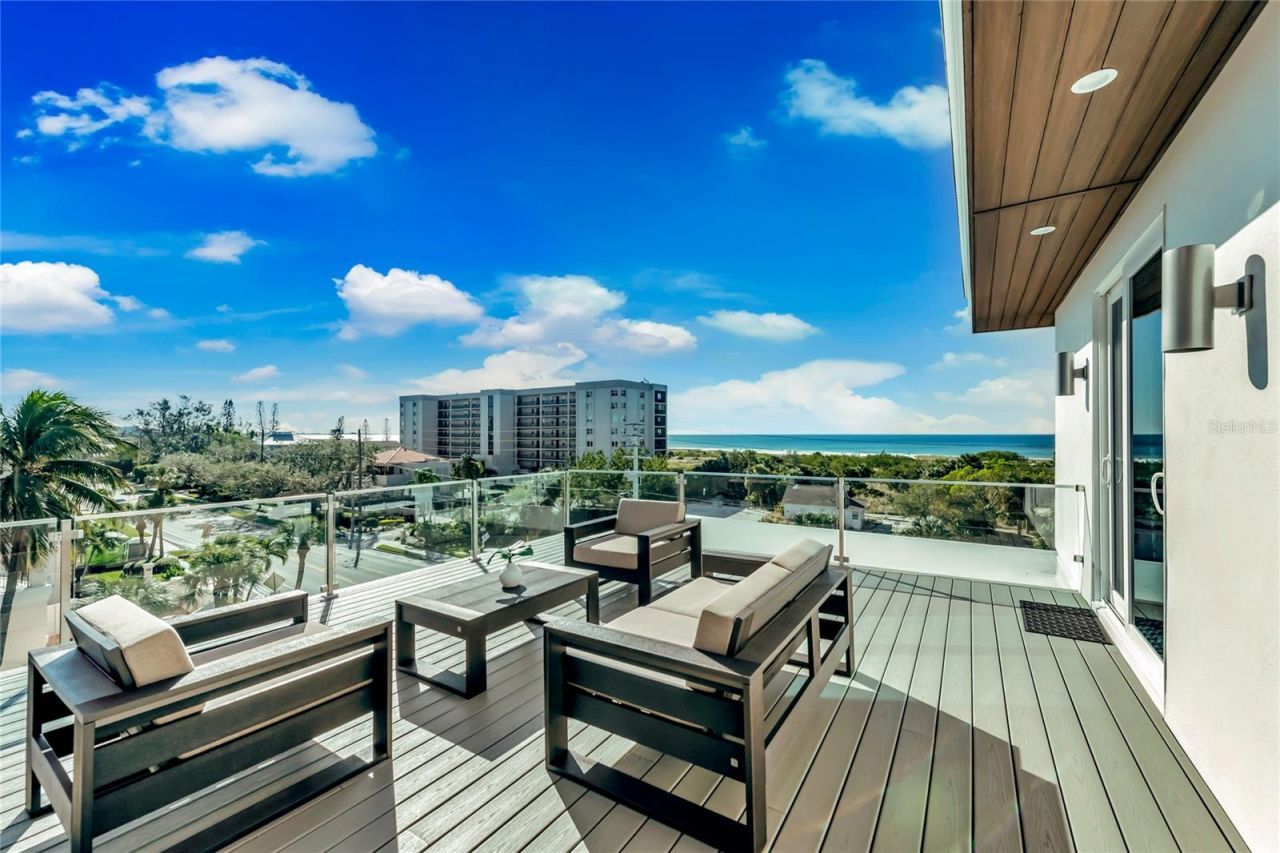 329 Beach Road, Unit B, Sarasota, FL 34242 Photo