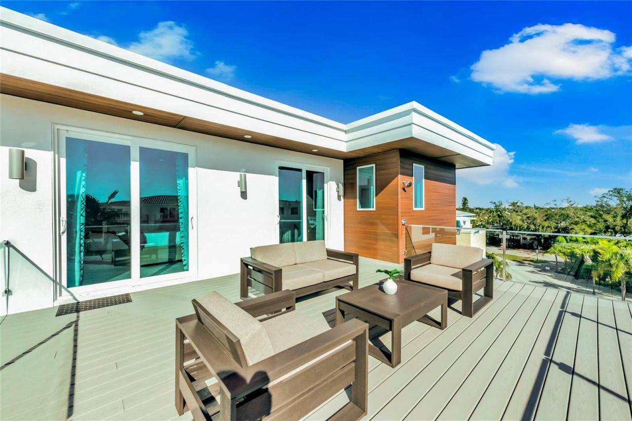 329 Beach Road, Unit B, Sarasota, FL 34242 Photo