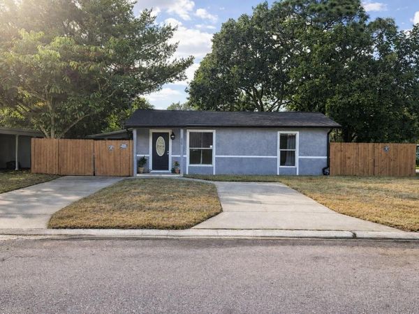 1060 41ST STREET N, ST PETERSBURG, FL 33713