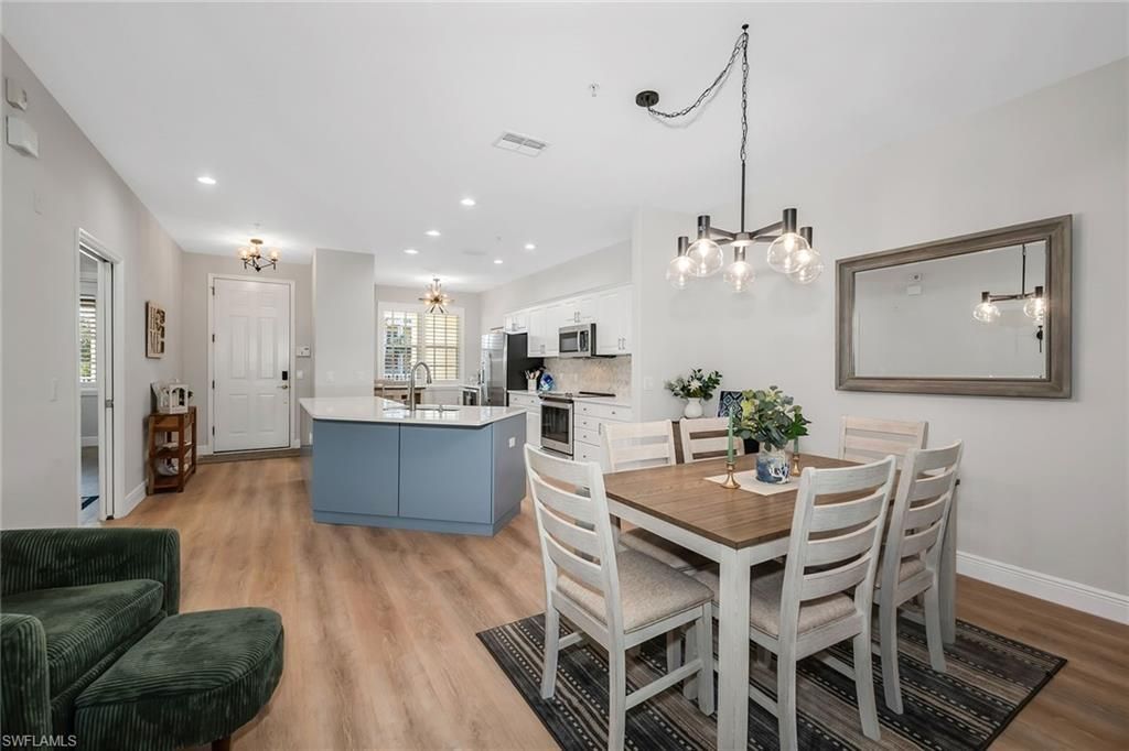 4843 Hampshire Ct, Unit 2-103, Naples, FL 34112 Photo