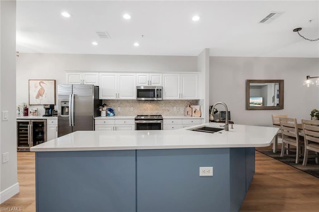 4843 Hampshire Ct, Unit 2-103, Naples, FL 34112 Photo