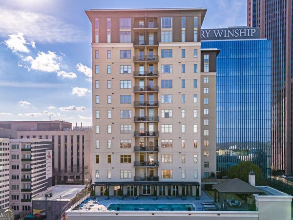 565 Peachtree Street NE, Unit 1011, Atlanta, GA 30308