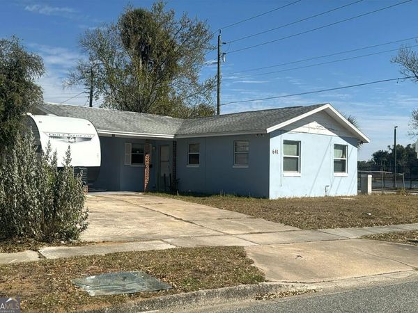641 Russell Drive, Daytona Beach, FL 32114