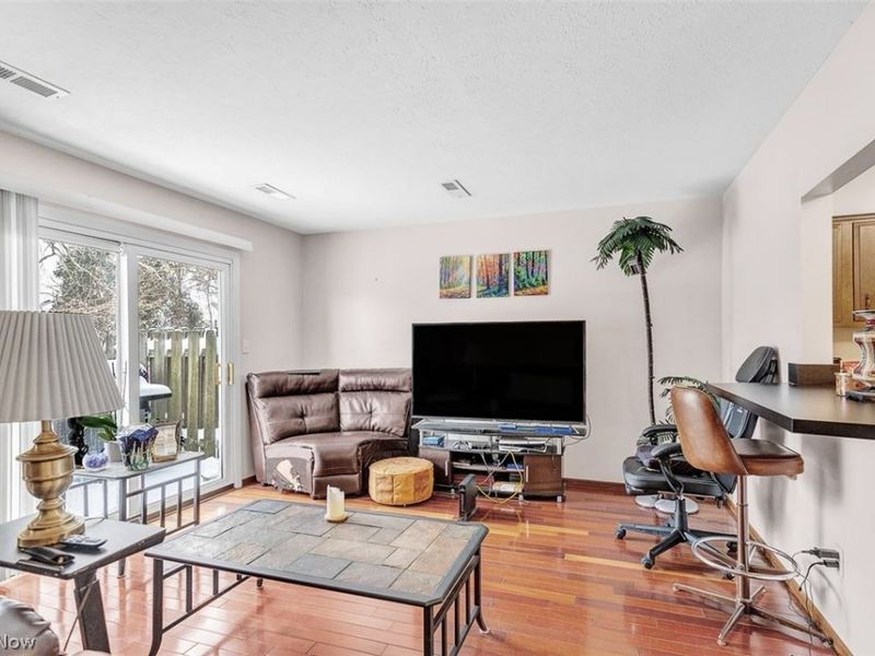 1689 Walnut Lane, Unit 5, Rocky River, OH 44116 Photo 9