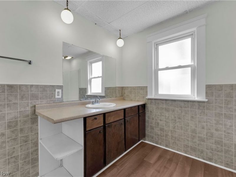 3998 E 54th Street, Unit 1/DN, Newburgh Heights, OH 44105 Photo 18