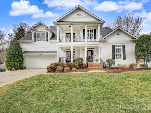 623 N Oak Drive, Huntersville, NC 28078