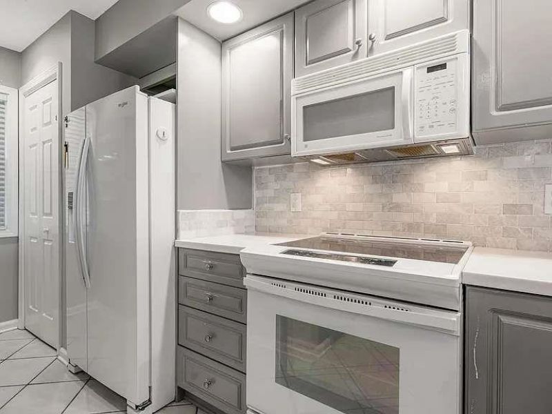 4409 Eastport Blvd. Photo 10