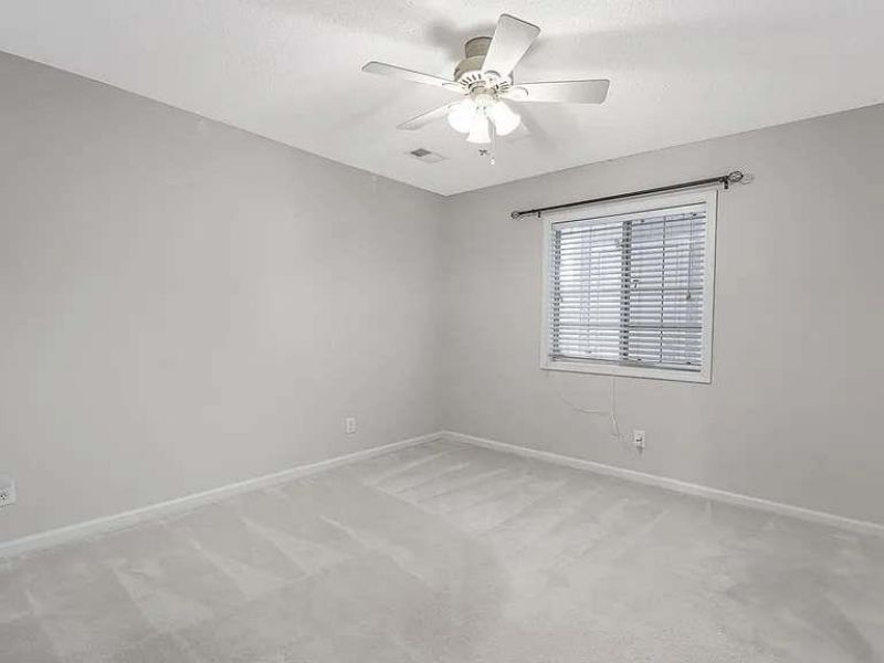 4409 Eastport Blvd. Photo 12