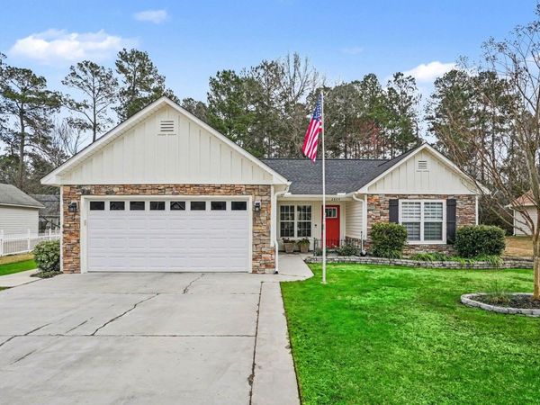2804 Ivy Glen Dr., Conway, SC 29526