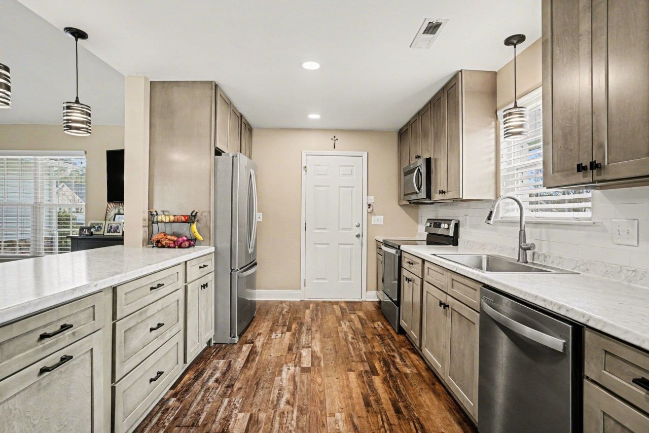 2804 Ivy Glen Dr. Photo 12