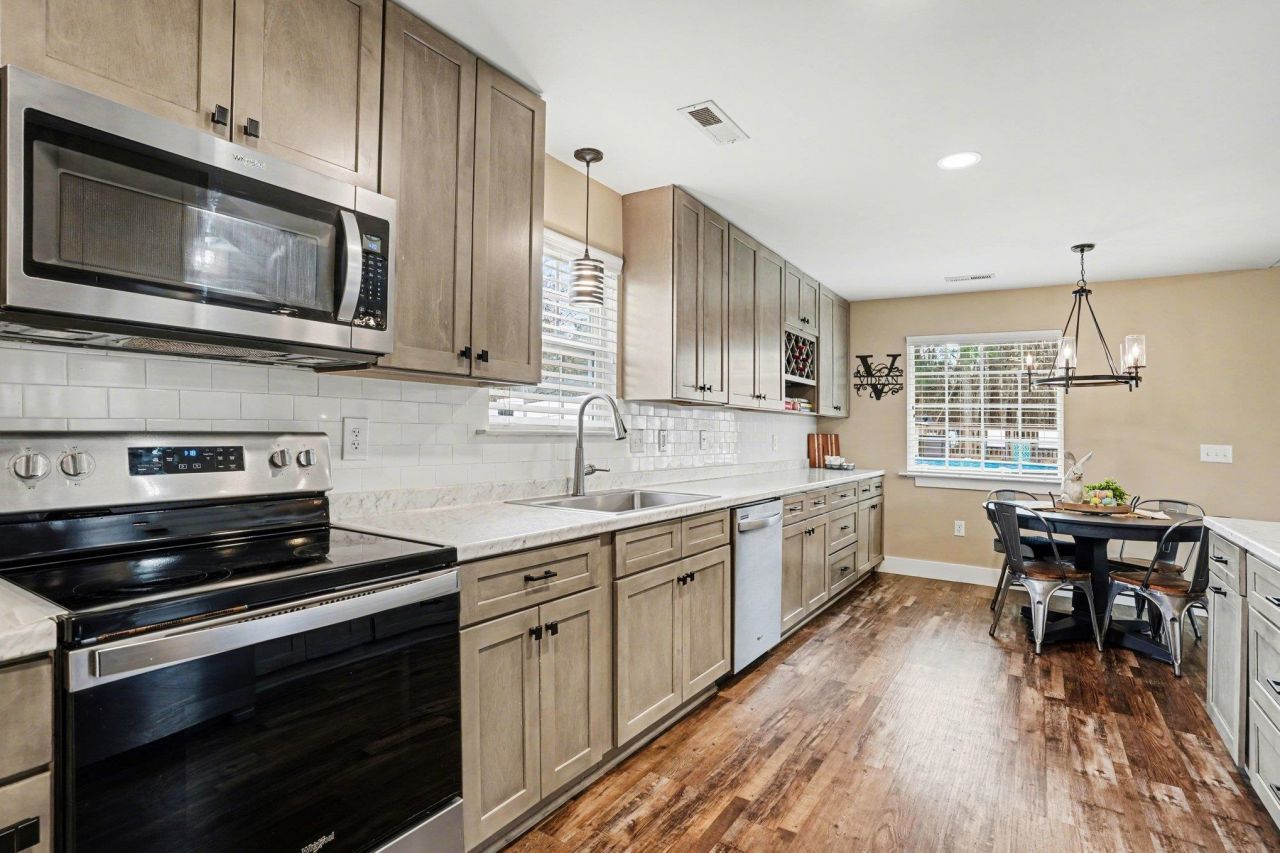 2804 Ivy Glen Dr. Photo 13