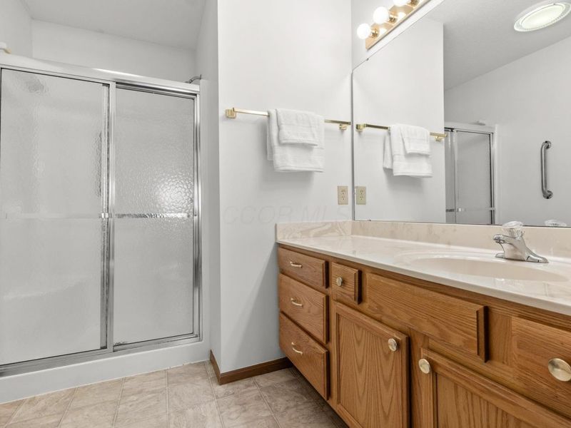 6802 Ridge Rock Drive, Unit 16, New Albany, OH 43054 Photo 15