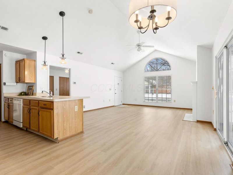 6802 Ridge Rock Drive, Unit 16, New Albany, OH 43054 Photo 16