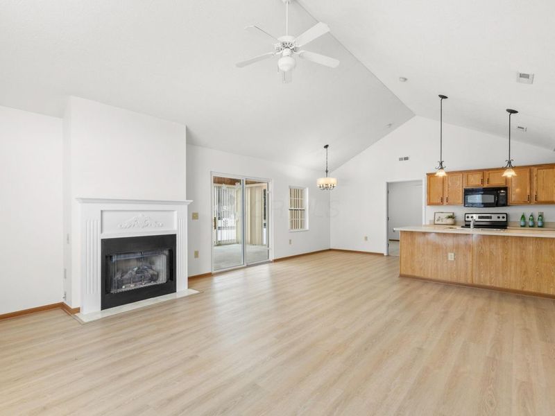 6802 Ridge Rock Drive, Unit 16, New Albany, OH 43054 Photo 3