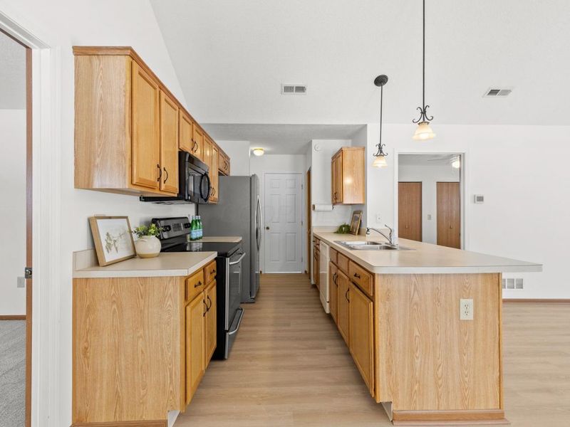 6802 Ridge Rock Drive, Unit 16, New Albany, OH 43054 Photo 8