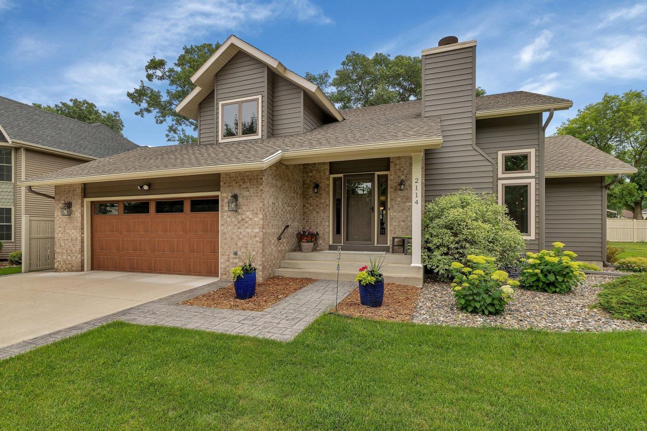 2114 Shannon Drive Saint Cloud, MN 56301
