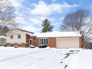 119 Chimney Hill Road, Rochester, NY 14612