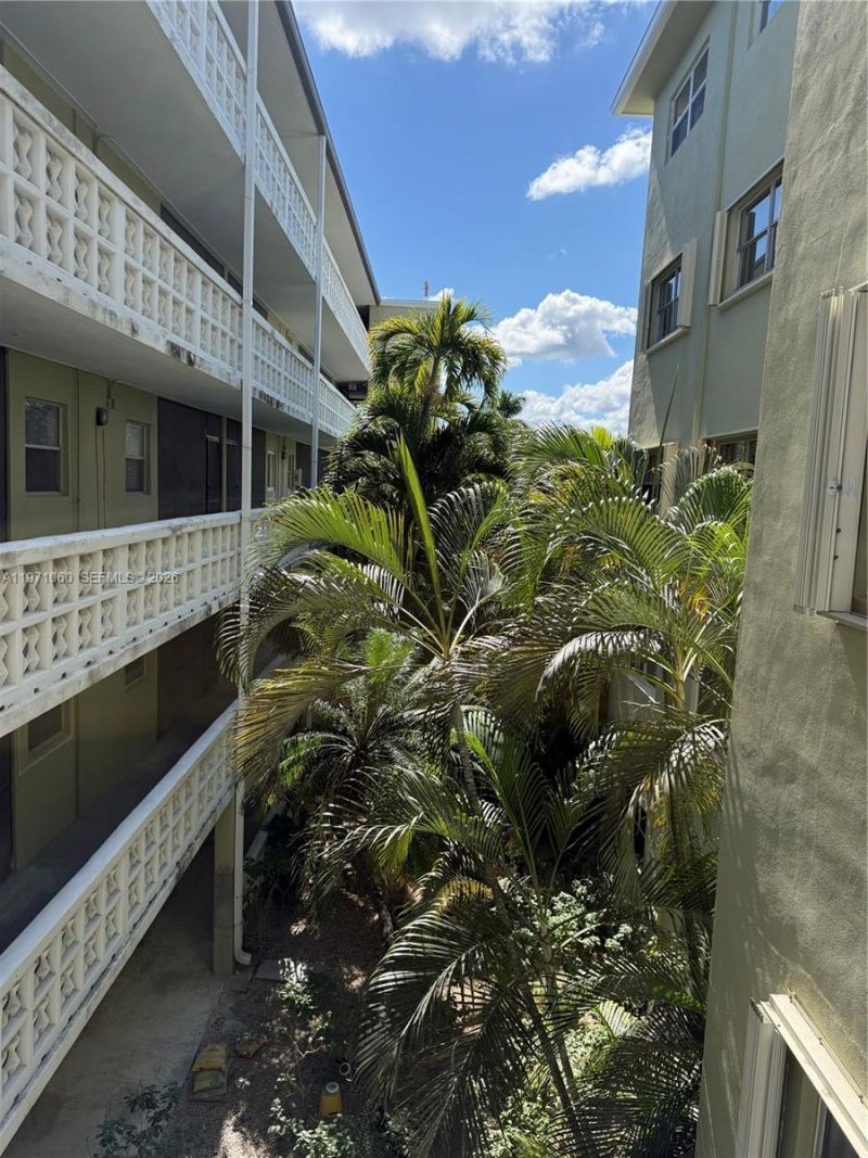 1425 Arthur St, Unit 315B, Hollywood, FL 33020 Photo