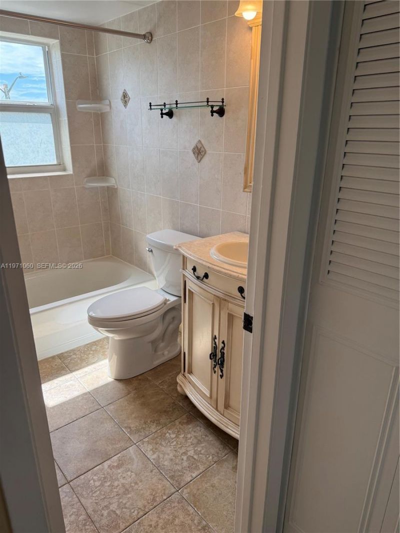 1425 Arthur St, Unit 315B, Hollywood, FL 33020 Photo