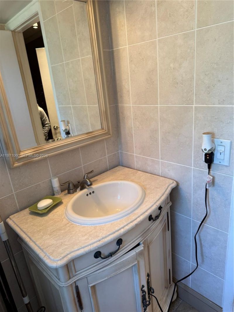 1425 Arthur St , Unit 315B, Hollywood, FL 33020 Photo