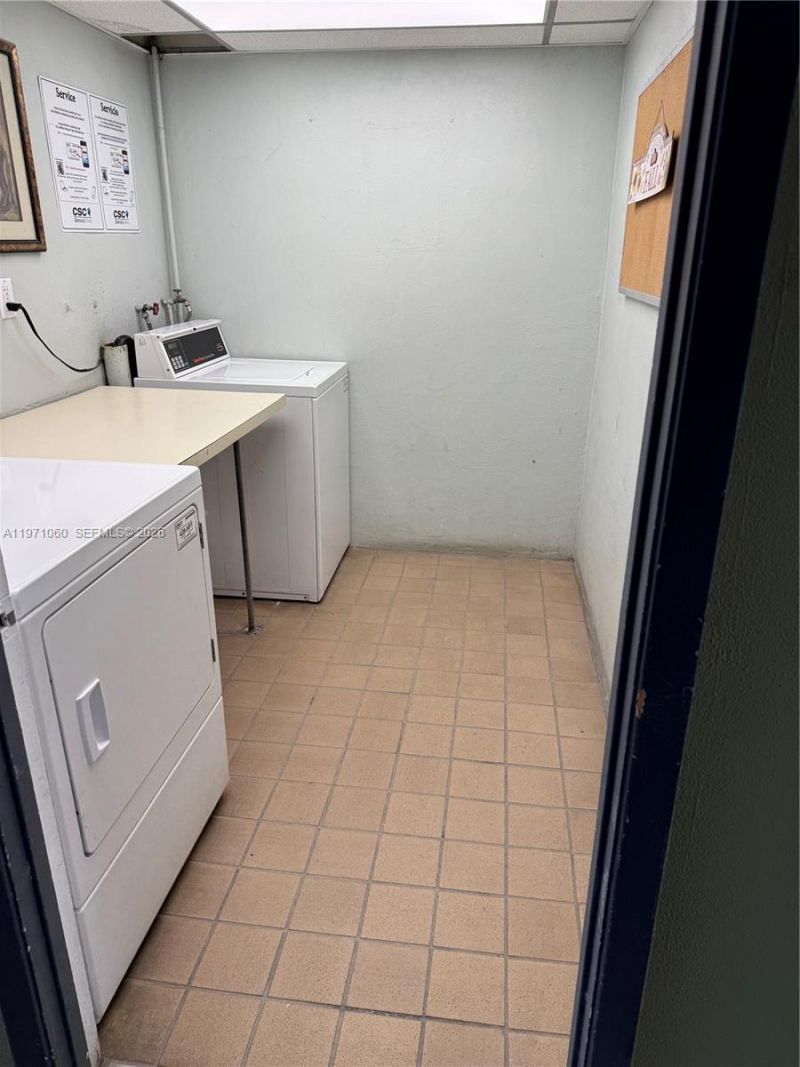 1425 Arthur St, Unit 315B, Hollywood, FL 33020 Photo