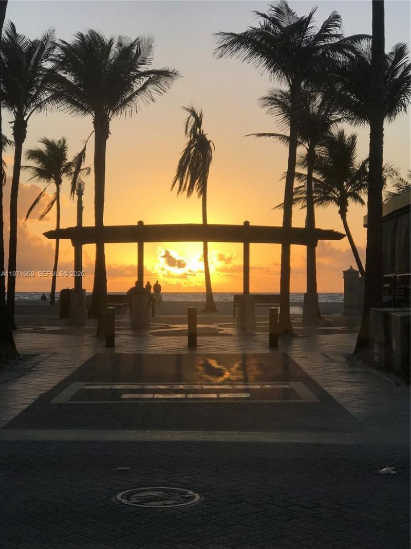 1425 Arthur St, Unit 315B, Hollywood, FL 33020 Photo