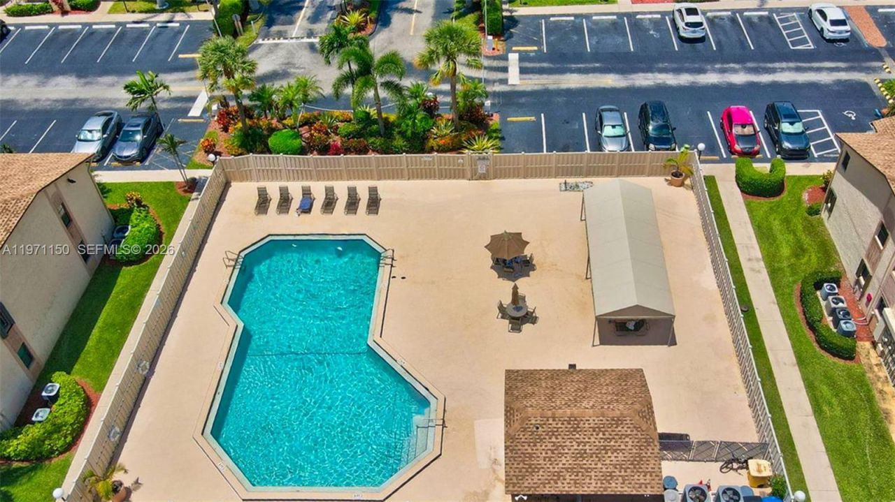 9430 Boca Cove Cir, Unit 210, Boca Raton, FL 33428 Photo