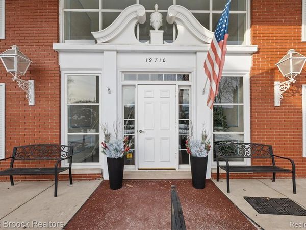 19710 W 13 Mile Road, Beverly Hills Vlg, MI 48025