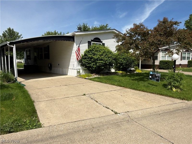 27202 Cook Road, Unit 132, Olmsted Township, OH 44138 Photo 1