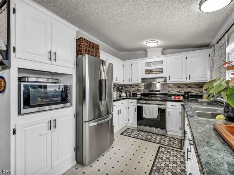 27202 Cook Road, Unit 132, Olmsted Township, OH 44138 Photo 14