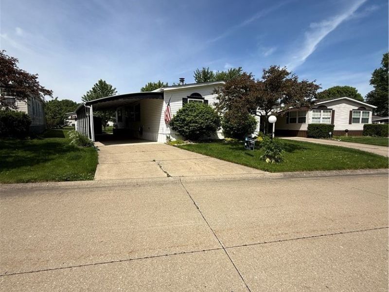 27202 Cook Road, Unit 132, Olmsted Township, OH 44138 Photo 2
